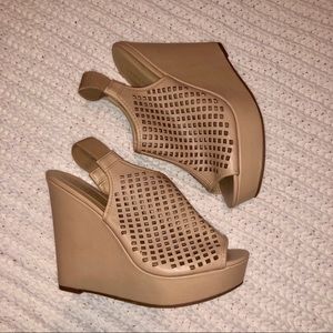 nude wedges